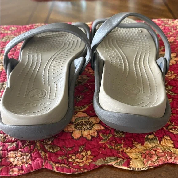 CROCS Brown Slide Sandals - Picture 6 of 6